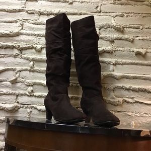 Aerosoles brown slip on slouch boot, faux suede